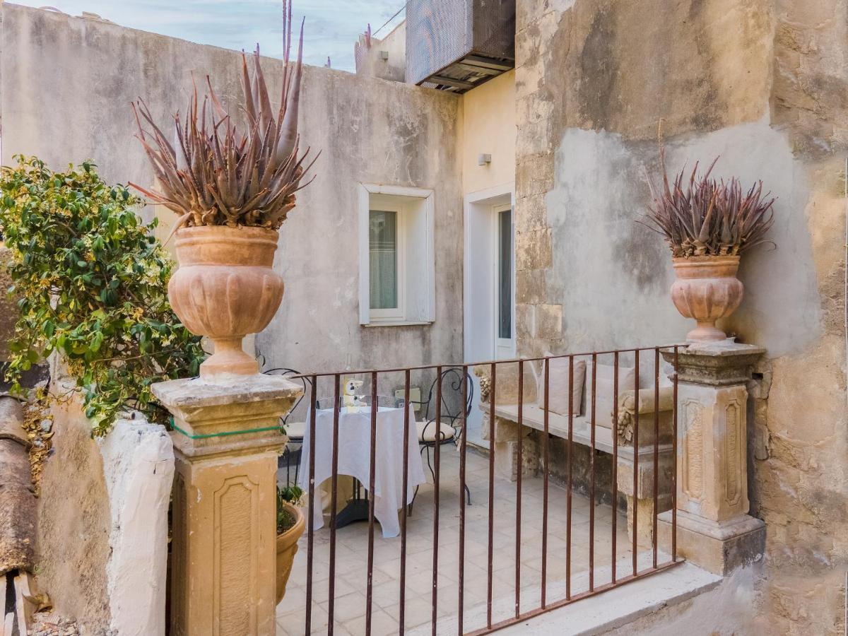 Casa Modica - Luxury Rooms نوتو المظهر الخارجي الصورة